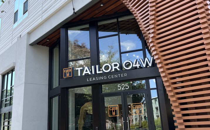 Pictures of Retail, Restaurant property located at 525 North Avenue NE, Atlanta, GA 30308 for lease - image #1