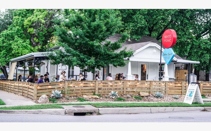 Pictures of Restaurant property located at 2600 E Cesar Chavez St, Austin, TX 78702 for lease - image #1