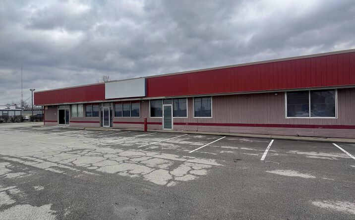 Pictures of Retail, Office property located at 719 E Dixie Ave, Elizabethtown, KY 42701 for lease - image #1