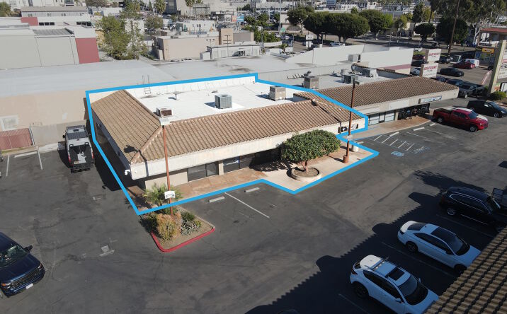 Pictures of Retail, Office property located at 2710 Garnet Ave, San Diego, CA 92109 for lease - image #1