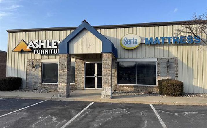 Pictures of Retail property located at 2166 N Oak Dr, Plymouth, IN 46563 for lease - image #1