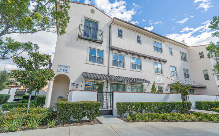 Pictures of Office property located at 26266 Prima Way, Santa Clarita, CA 91350 for lease - image #1