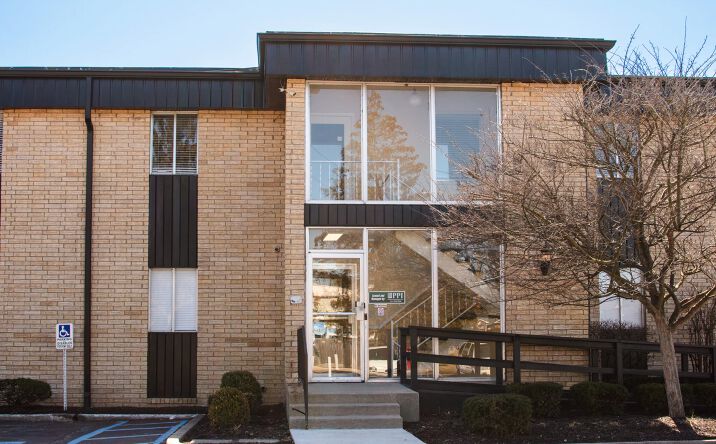 Pictures of Office property located at 5555 N Tacoma Ave, Indianapolis, IN 46220 for lease - image #1