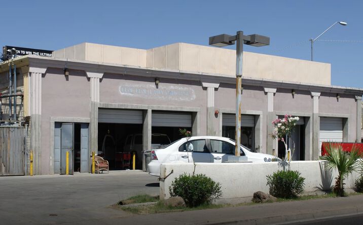Pictures of Retail property located at 1543 E Van Buren St, Phoenix, AZ 85006 for lease - image #1