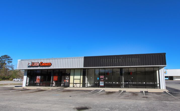Pictures of Retail property located at 1906 US-76, Marion, SC 29571 for lease - image #1