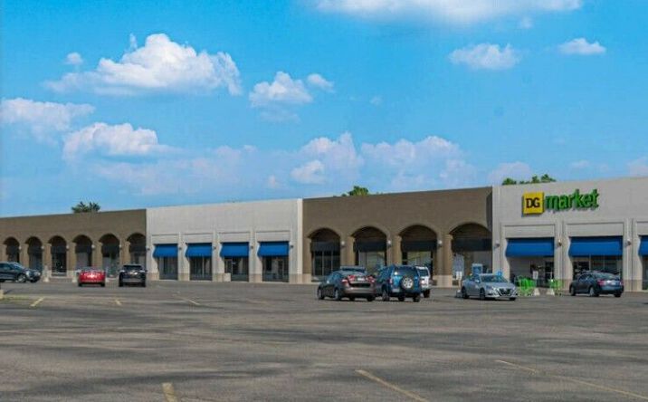 Pictures of Retail property located at 1200 N Broad St, Fairborn, OH 45324 for lease - image #1
