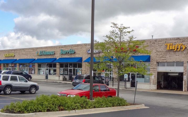 Pictures of Retail, Office property located at 1151 - 1177 Bloomingdale Road, Glendale Heights, IL 60139 for lease - image #1