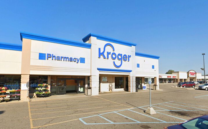 Pictures of Retail property located at 26013 Hoover Rd, Warren, MI 48089 for lease - image #1