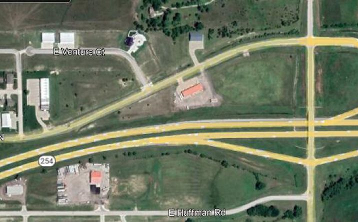 Pictures of Office, Land property located at 61st Street North, Kechi, KS 67067 for lease - image #1