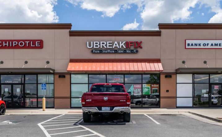 Pictures of Retail, Office property located at 1700 N Rock Rd, Derby, KS 67037 for lease - image #1