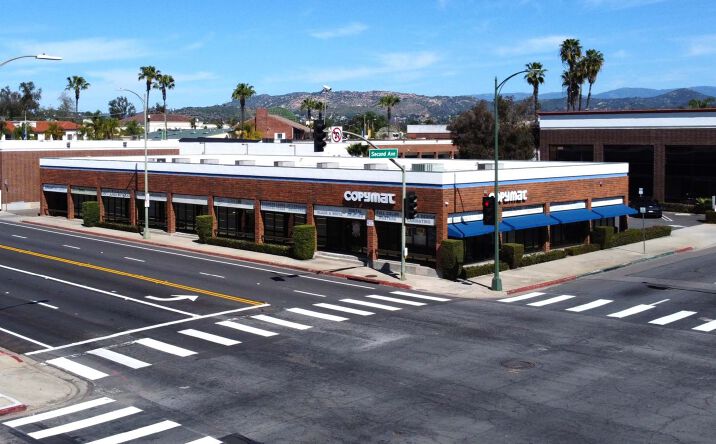 Pictures of Retail property located at 150 S Escondido Blvd, Escondido, CA 92025 for lease - image #1