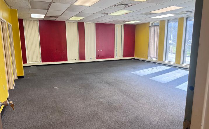 Pictures of Office property located at 6314 Windsor Mill Rd, Baltimore, MD 21207 for lease - image #1