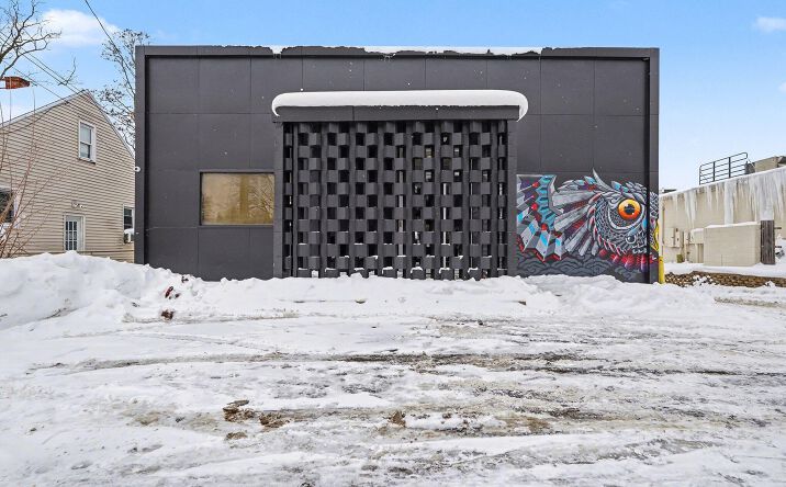 Pictures of Office, Industrial property located at 2015 Kalamazoo Avenue SE, Grand Rapids, MI 49507 for lease - image #1