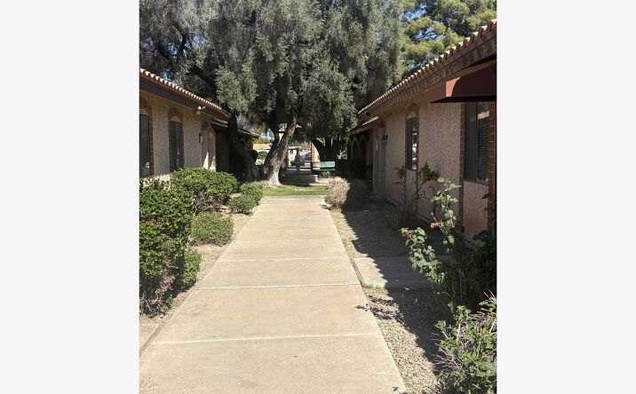 Pictures of Office property located at 1415 E Guadalupe Rd, Tempe, AZ 85283 for lease - image #1