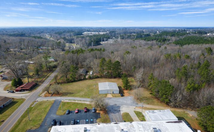 Pictures of Industrial property located at 2203 Beech St, Gaffney, SC 29340 for lease - image #1