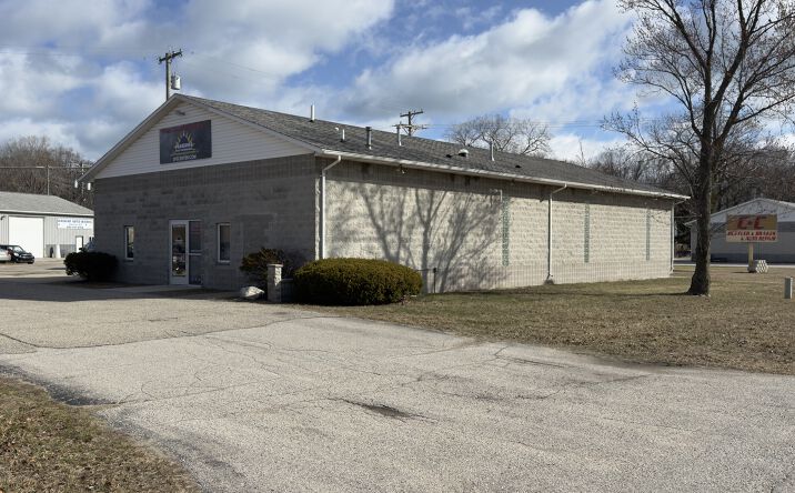 Pictures of Special Purpose property located at 2970 Cherryhill Dr, Fort Gratiot, MI 48059, MI 48059 for lease - image #1