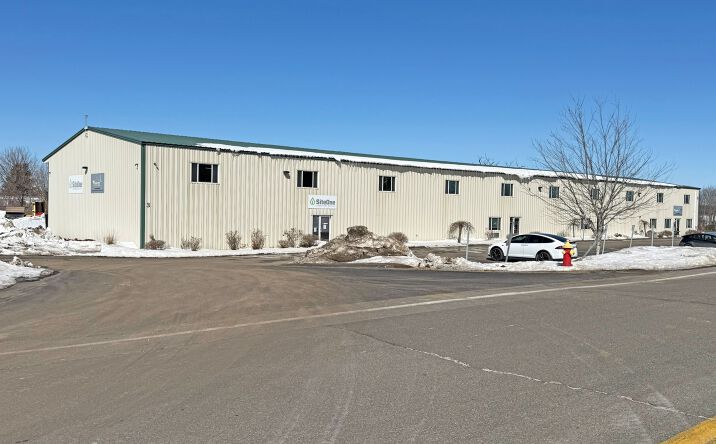 Pictures of Industrial property located at 3 Aviation Park Dr, Londonderry, NH 03053 for lease - image #1