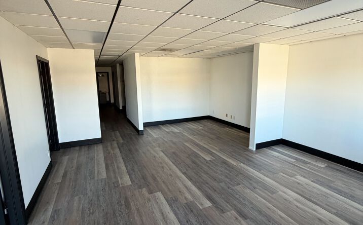 Pictures of Retail, Office, Special Purpose property located at 400 N Lynn Riggs Blvd, Claremore, OK 74017 for lease - image #1