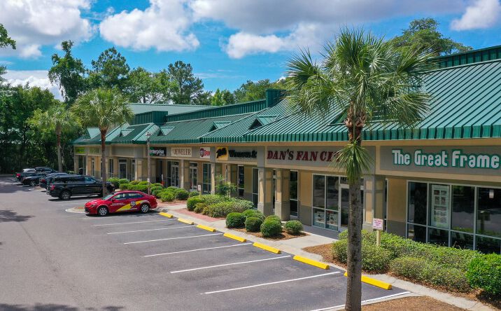 Pictures of Retail property located at 22-30 Plantation Park Dr, Bluffton, SC 29910 for lease - image #1