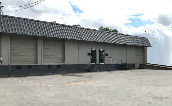 Pictures of Industrial, Office property located at 1305 Elm Hill Pike, Nashville, TN 37210 for lease - image #1