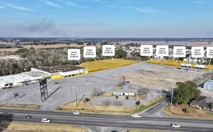 Pictures of Retail property located at 4752 Rodeo Rd, Abbeville, LA 70510 for lease - image #1