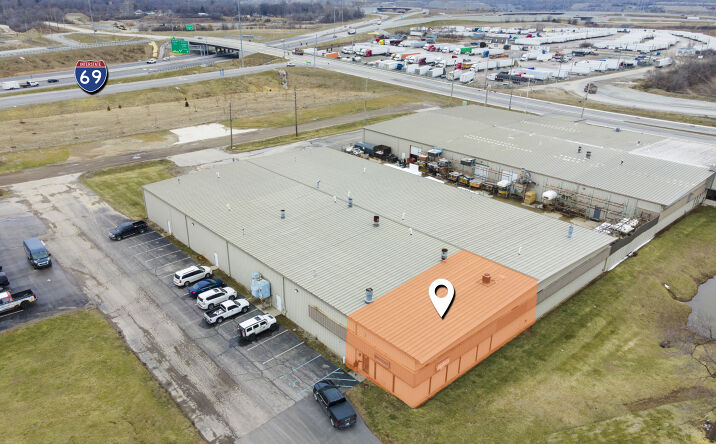 Pictures of Office property located at 5551 S Belmont Ave, Indianapolis, IN 46217 for lease - image #1