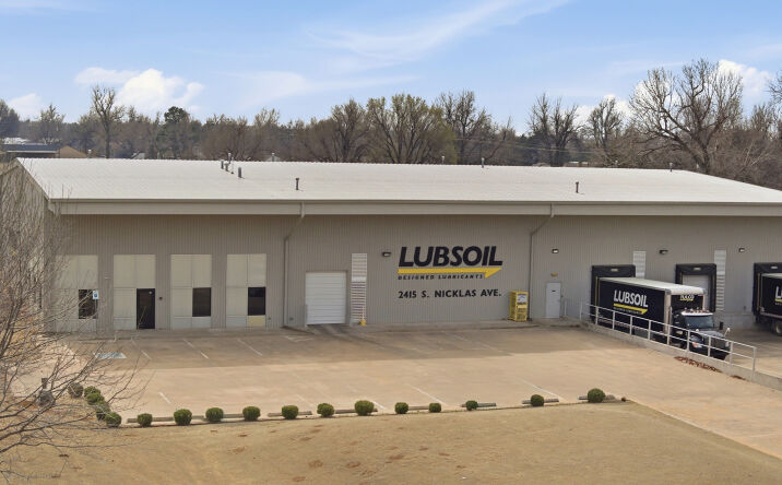 Pictures of Industrial property located at 2415 S Nicklas Ave, Oklahoma City, OK 73128 for lease - image #1