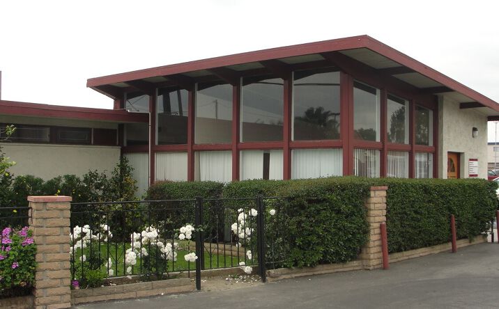 Pictures of Office property located at 15747 Woodruff Ave, Bellflower, CA 90706 for lease - image #1