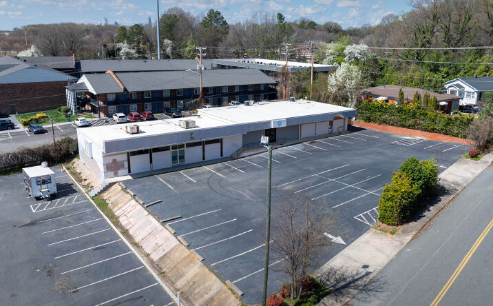 Pictures of Office, Retail property located at 919 Norland Rd, Charlotte, NC 28205 for lease - image #1