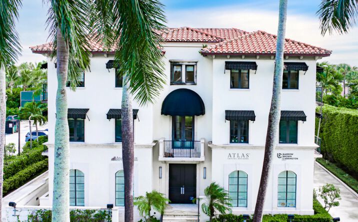 Pictures of Office property located at 420 Royal Palm Way, Palm Beach, FL 33480 for lease - image #1