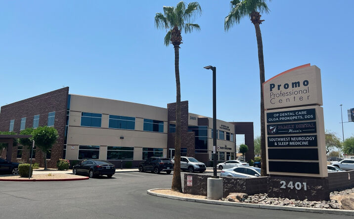 Pictures of Office property located at 2401 W Glendale Ave, Phoenix, AZ 85021 for lease - image #1