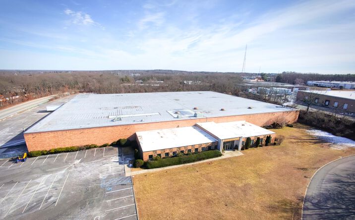 Pictures of Industrial property located at 45 Ranick Rd, Hauppauge, NY 11788 for lease - image #1