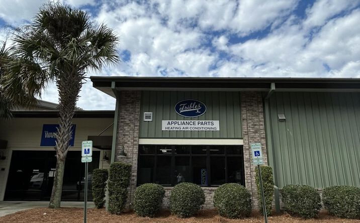 Pictures of Industrial, Retail property located at 547 Long Point Road # 104, Mount Pleasant, SC 29464 for lease - image #1
