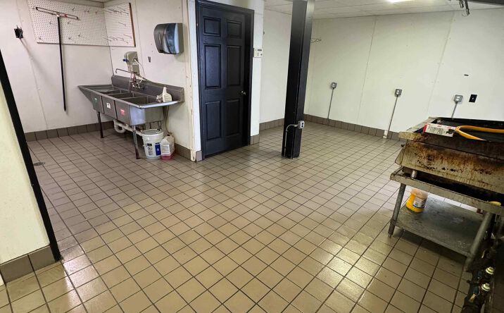 Pictures of Retail, Restaurant, Industrial property located at 6491 Collamer Rd, East Syracuse, NY 13057 for lease - image #1