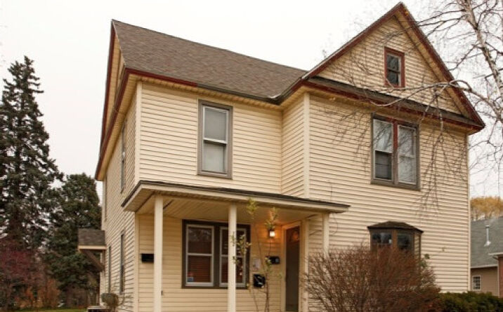 Pictures of Office property located at 703 E Grand River, Brighton, MI 48116 for lease - image #1