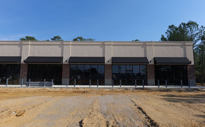 Pictures of Retail property located at 3330 Airport Blvd NW, Wilson, NC 27896 for lease - image #1