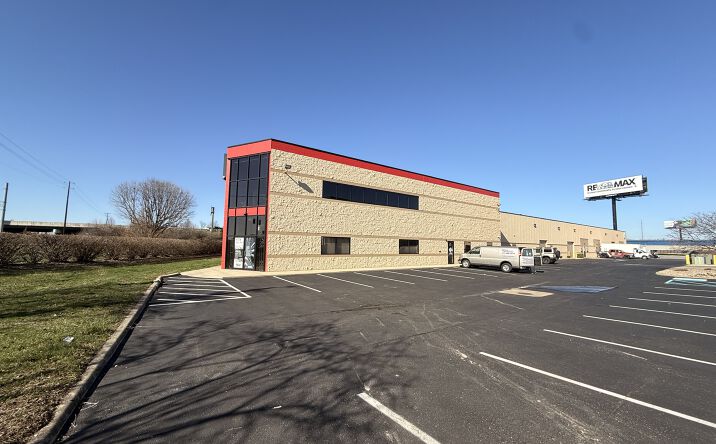 Pictures of Industrial property located at 7522 Pendleton Pike, Indianapolis, IN 46226 for lease - image #1