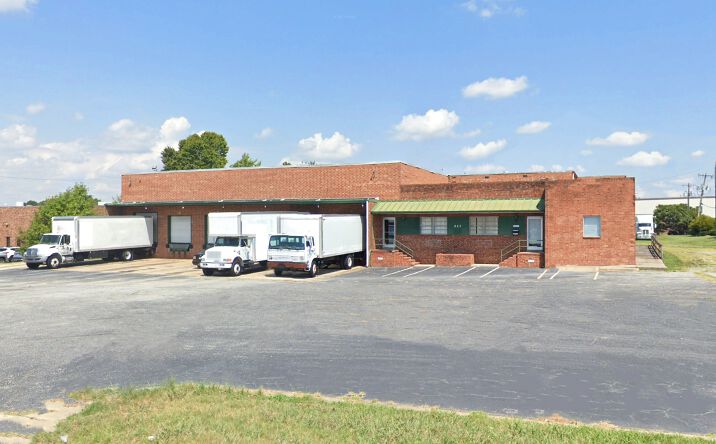 Pictures of Industrial property located at 211 Industrial Ave, Greensboro, NC 27406 for lease - image #1