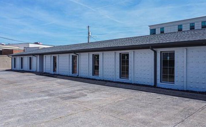Pictures of Office, Retail property located at 627 N 4th St, Paducah, KY 42001 for lease - image #1