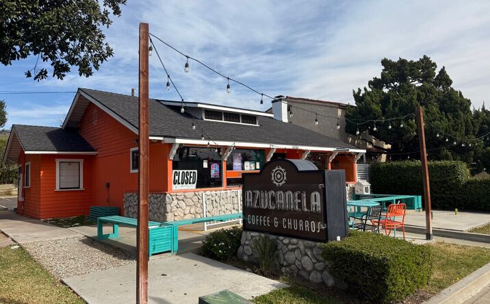Pictures of Restaurant, Retail property located at 401 E Foothill Blvd, Azusa, CA 91702 for lease - image #1