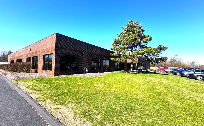 Pictures of Office property located at 7691 Poe Ave, Dayton, OH 45414 for lease - image #1