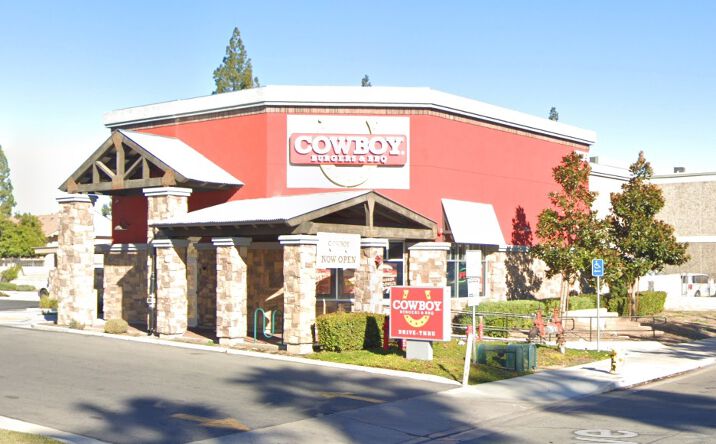 Pictures of Restaurant property located at 5573 Arlington Ave, Riverside, CA 92504 for lease - image #1
