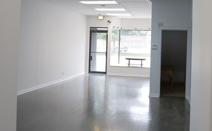 Pictures of Retail, Office property located at 4712 Oakton St, Skokie, IL 60076 for lease - image #1