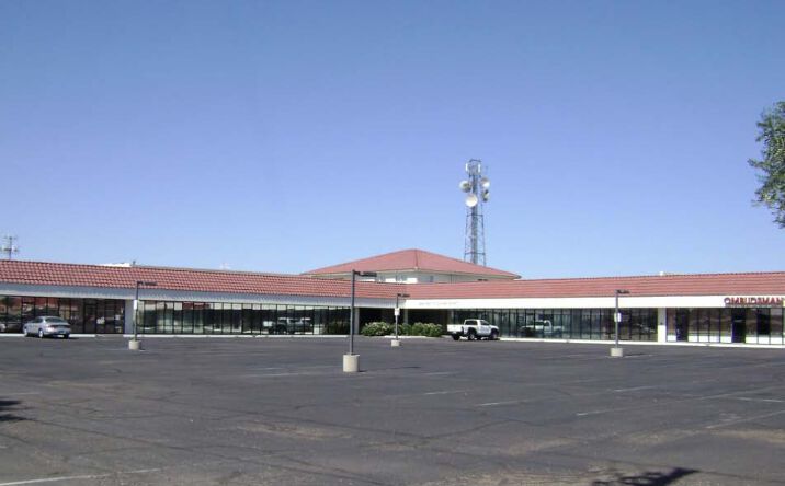 Pictures of Retail property located at 9516 W Peoria Ave, Peoria, AZ 85345 for lease - image #1