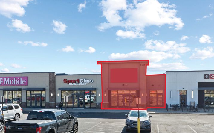 Pictures of Retail property located at 3450 Dodge St, Dubuque, IA 52003 for lease - image #1