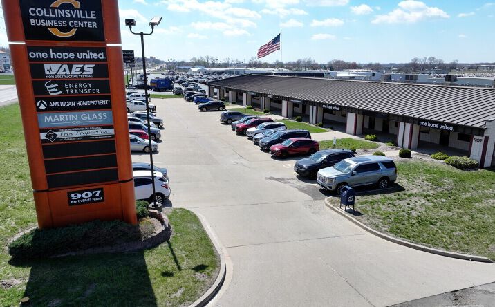 Pictures of Retail, Office, Industrial property located at 907 N Bluff Rd, Collinsville, IL 62234 for lease - image #1
