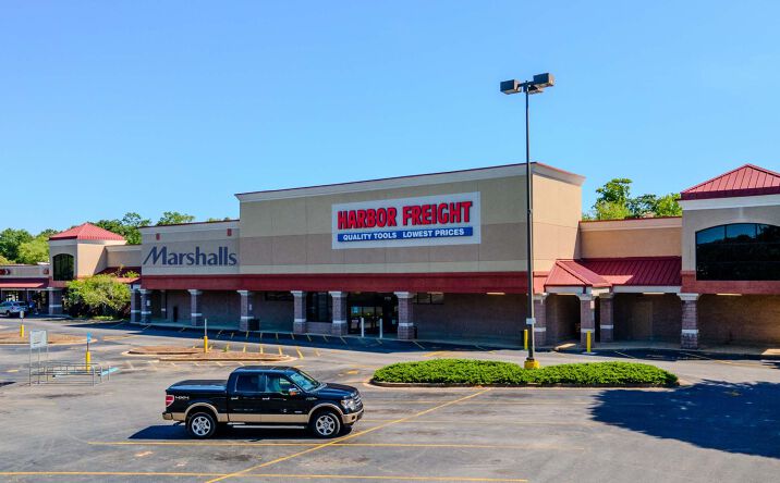 Pictures of Retail property located at 1700 Eatonton Rd, Madison, GA 30650 for lease - image #1