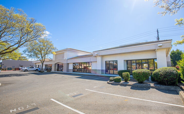 Pictures of Retail, Office property located at 9591 Laguna Springs Dr, Elk Grove, CA 95758 for lease - image #1