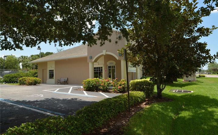 Pictures of Office property located at 2496 CARING WAY # B, Port Charlotte, FL 33952 for lease - image #1