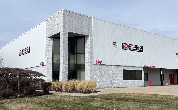 Pictures of Office property located at 6761 E 10 Mile Rd, Center Line, MI 48015 for lease - image #1